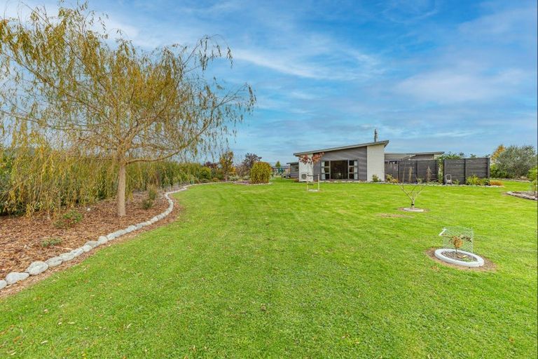 Photo of property in 134 Gladstone Road, Levin, 5571