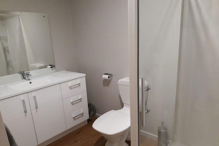 Photo of property in 17d Division Street, Riccarton, Christchurch, 8041