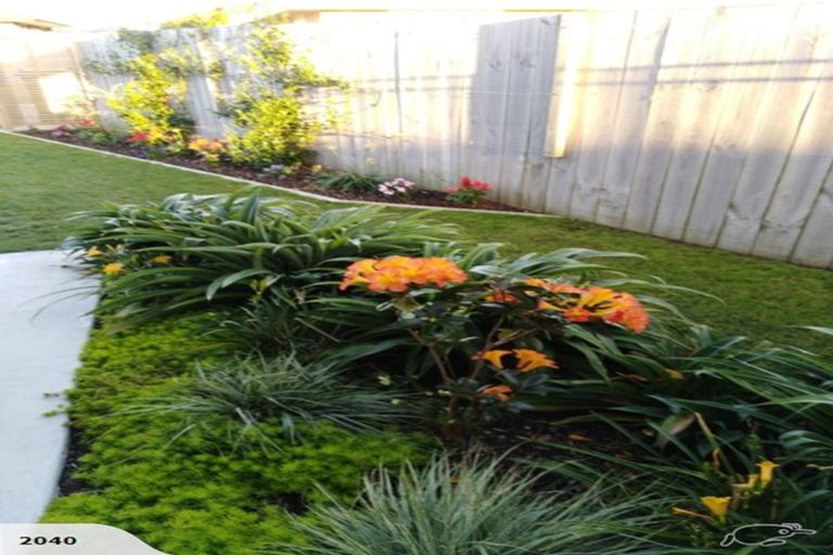 Photo of property in 16 Modello Lane, Waiuku, 2123