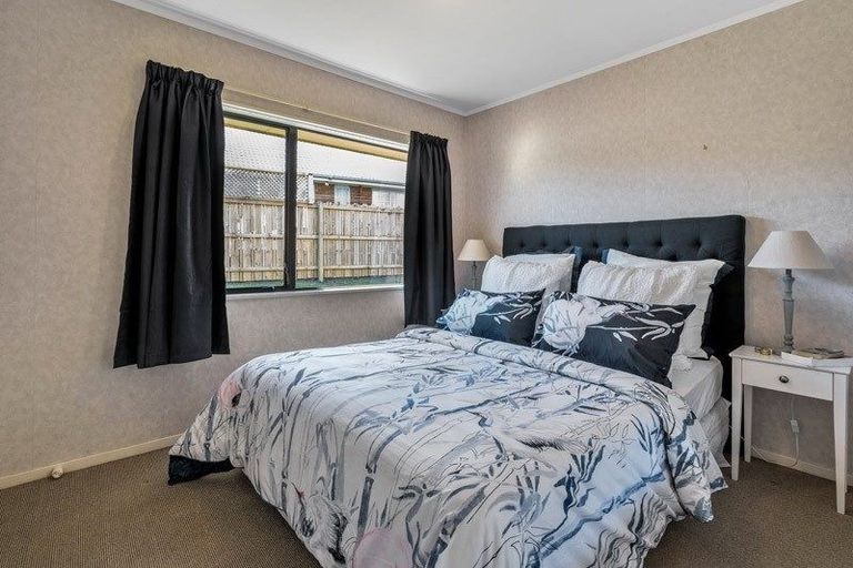 Photo of property in 45 Orangewood Drive, Northpark, Auckland, 2013