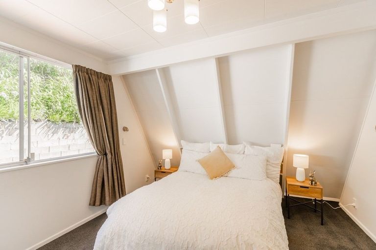 Photo of property in 82a Raumati Road, Raumati Beach, Paraparaumu, 5032