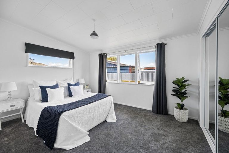 Photo of property in 33 Alexander Avenue, Onekawa, Napier, 4110