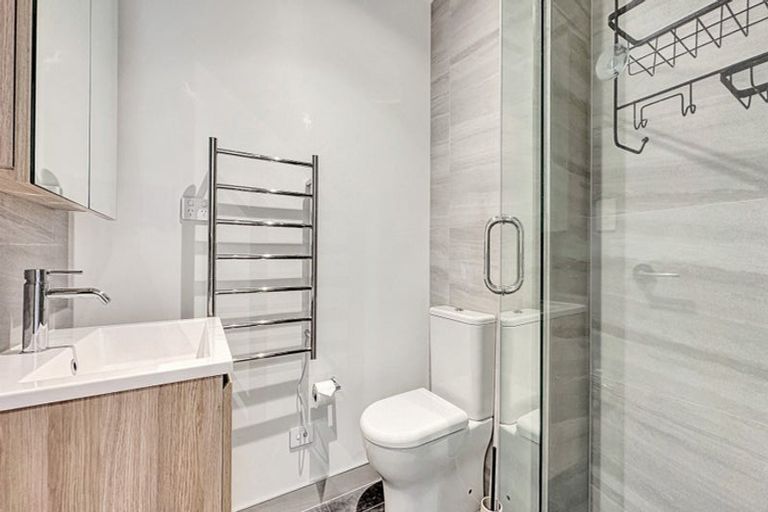 Photo of property in 501/1 Buscomb Avenue, Henderson, Auckland, 0610