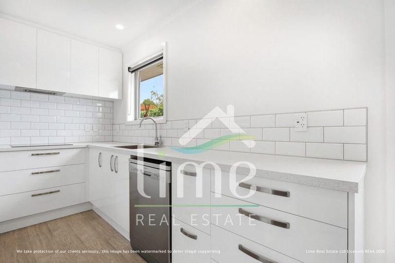 Photo of property in 2/19 Glenside Avenue, Ilam, Christchurch, 8041