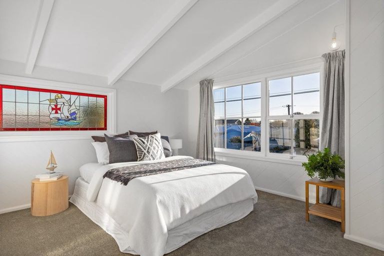 Photo of property in 1/19 Brookby Crescent, Avonhead, Christchurch, 8042