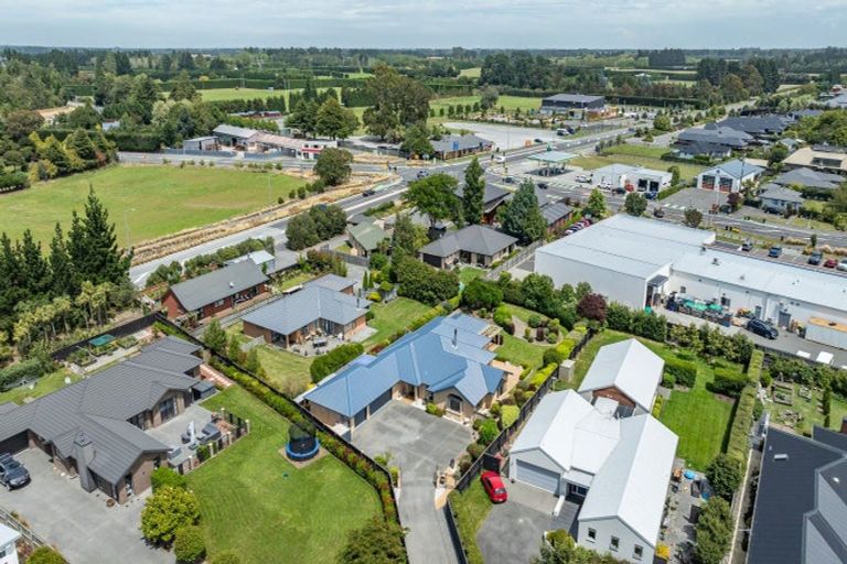 Photo of property in 72 Rotherham Drive, West Melton, 7618