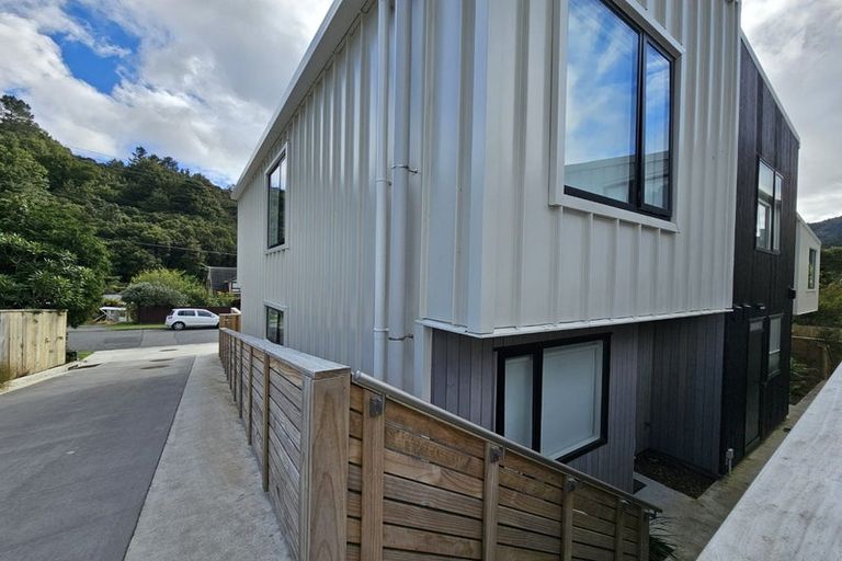 Photo of property in 4/71 Raukawa Street, Stokes Valley, Lower Hutt, 5019