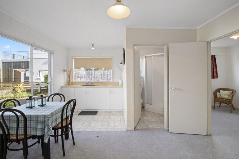 Photo of property in 178 Torkar Road, Clarks Beach, 2122