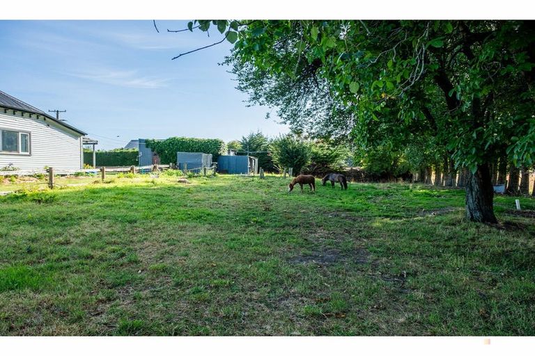 Photo of property in 70 Parsonage Road, Waimate, 7978