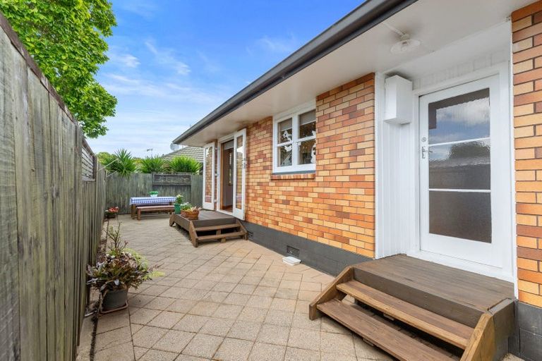 Photo of property in 529d Devonport Road, Tauranga South, Tauranga, 3112