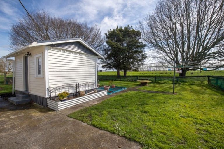 Photo of property in 4933 State Highway 2, Ngatea, 3597