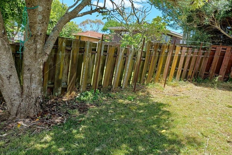 Photo of property in 24 Dianne Louise Drive, Half Moon Bay, Auckland, 2012