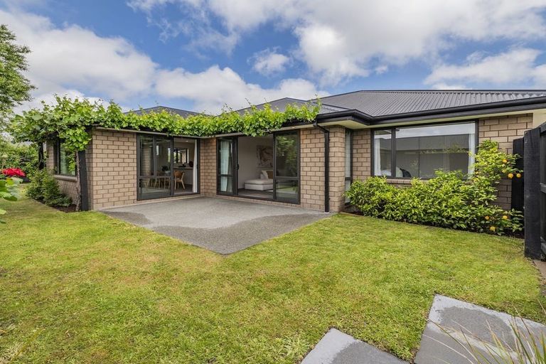 Photo of property in 25 Whincops Road, Halswell, Christchurch, 8025