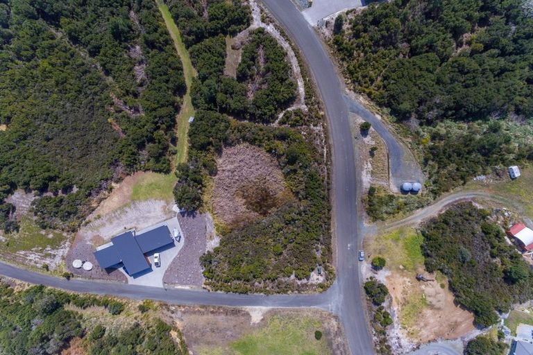 Photo of property in 103 Stratford Drive, Cable Bay, 0420