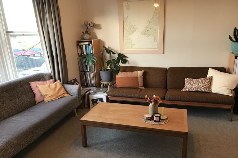 Photo of property in 19a Colombo Street, Hokowhitu, Palmerston North, 4410