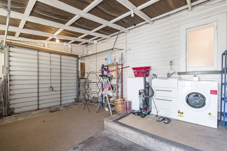 Photo of property in 35 Browne Street, Waitara, 4320