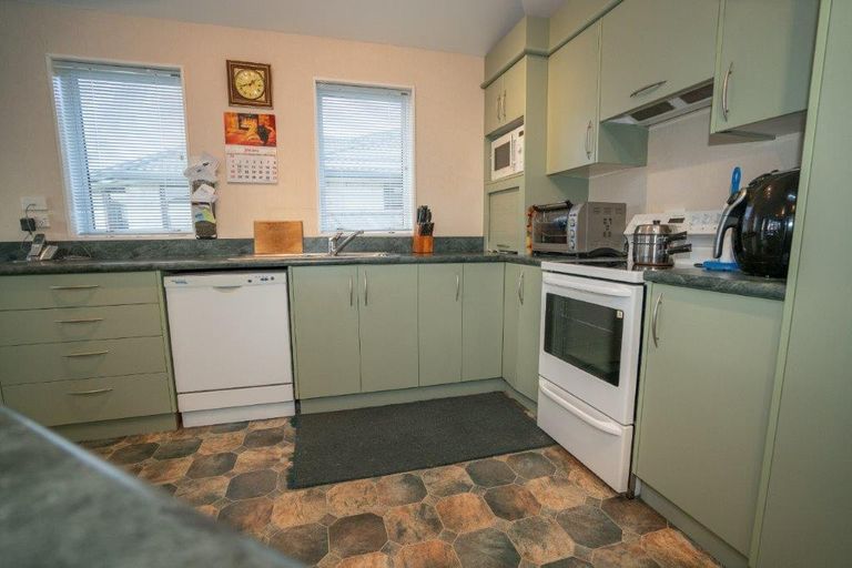 Photo of property in 93 Gimblett Street, Waikiwi, Invercargill, 9810