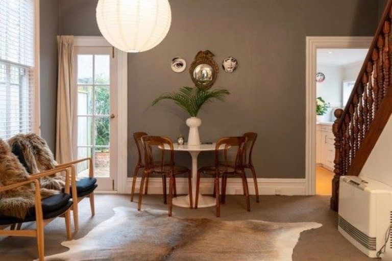 Photo of property in 8 Saint Mary Street, Thorndon, Wellington, 6011