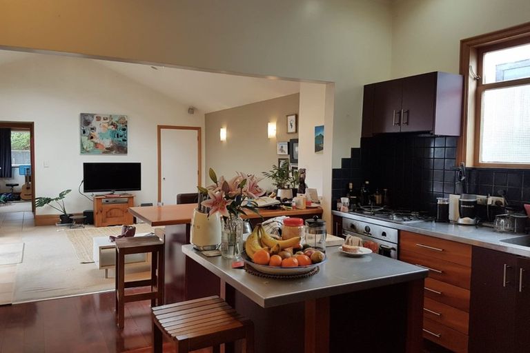 Photo of property in 9 Ribble Street, Island Bay, Wellington, 6023