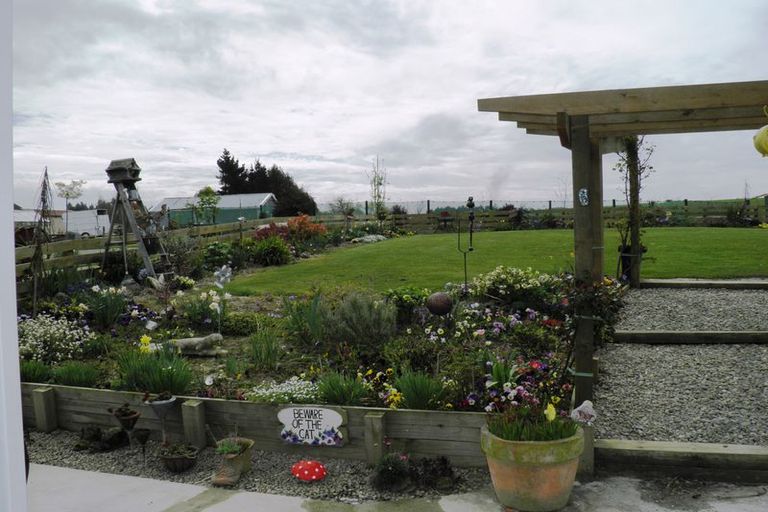 Photo of property in 166 Parsons Road, Weston, Oamaru, 9491