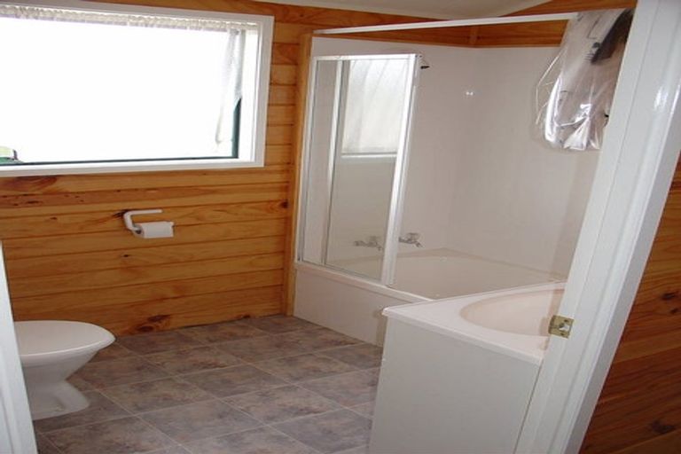 Photo of property in 42 Airfield Road, Takanini, 2112