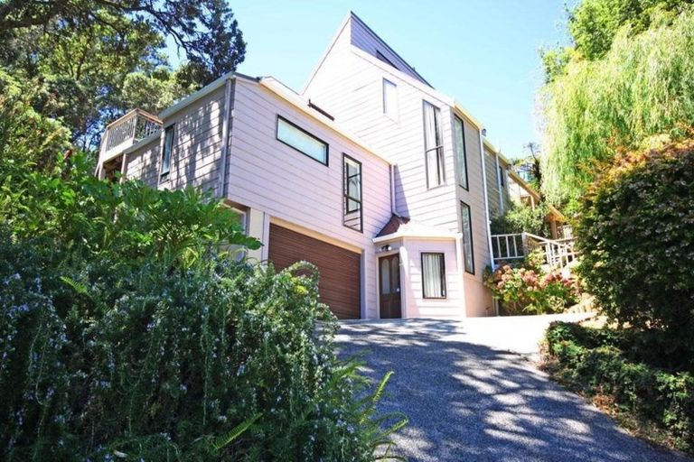 Photo of property in 128 Oratia Place, Onemana, Whangamata, 3691