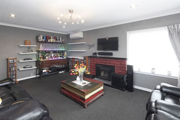 Photo of property in 8 Wildwood Avenue, Wainoni, Christchurch, 8061