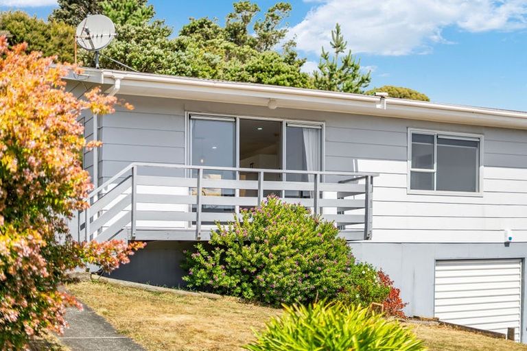 Photo of property in 12 Adventure Drive, Whitby, Porirua, 5024