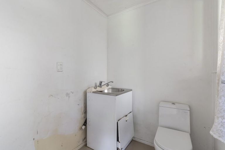 Photo of property in 61 Penrose Road, Mount Wellington, Auckland, 1060