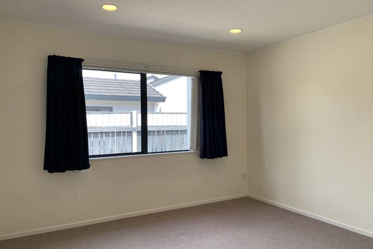 Photo of property in 4 Regent Way, Taradale, Napier, 4112
