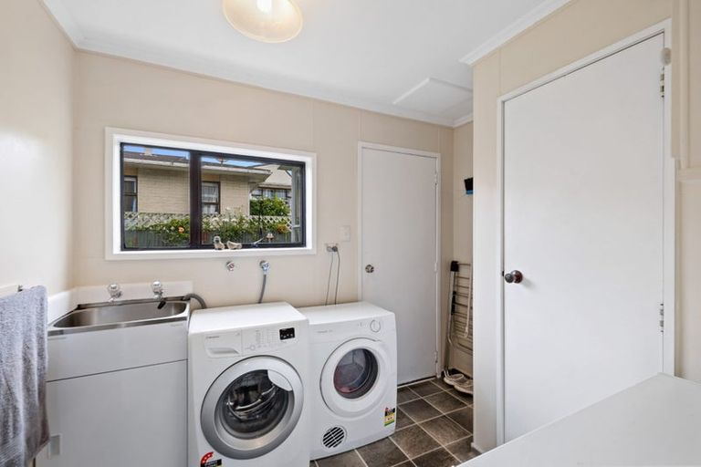 Photo of property in 4/9 Hine Street, New Plymouth, 4310