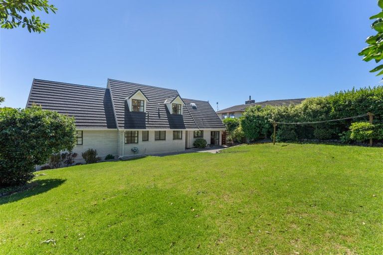 Photo of property in 133 Winara Avenue, Waikanae, 5036