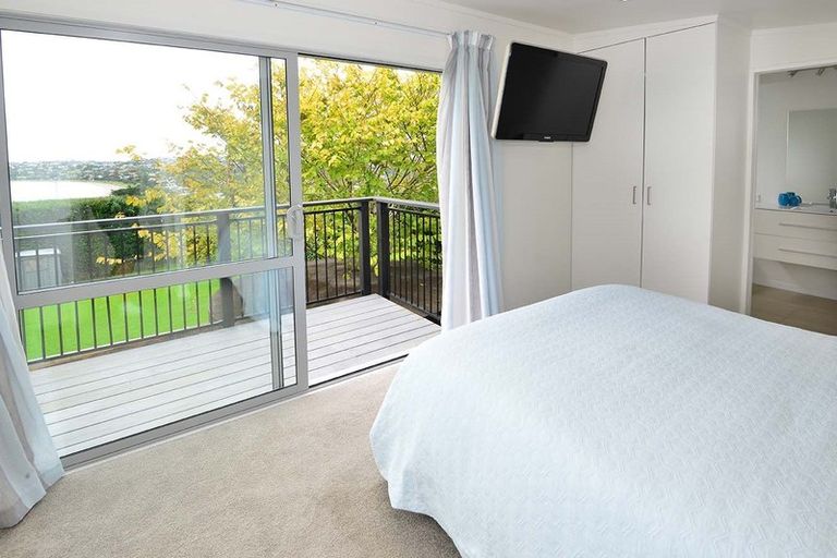Photo of property in 95 Stanmore Bay Road, Stanmore Bay, Whangaparaoa, 0932