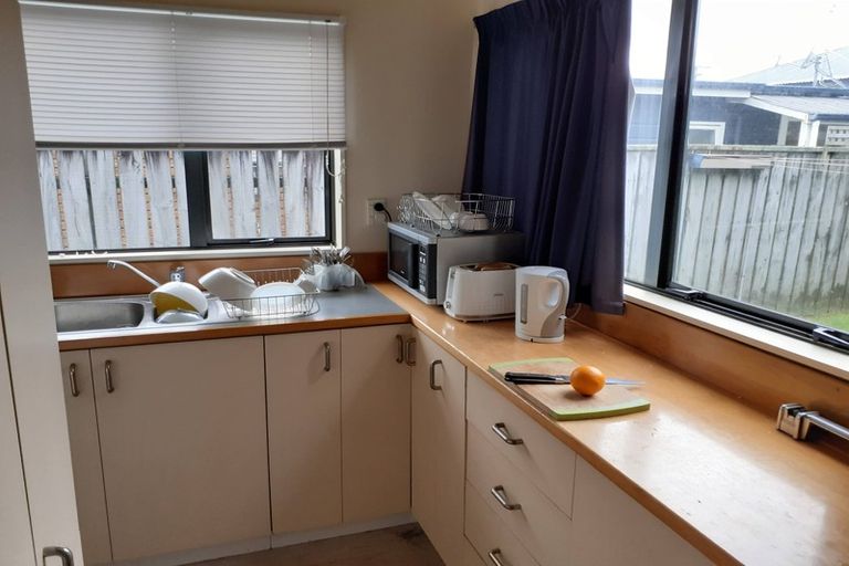 Photo of property in 2/25 Nelson Street, Petone, Lower Hutt, 5012