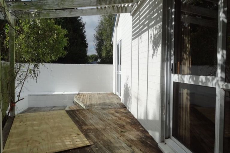 Photo of property in 2/30 Wairakei Road, Strowan, Christchurch, 8052