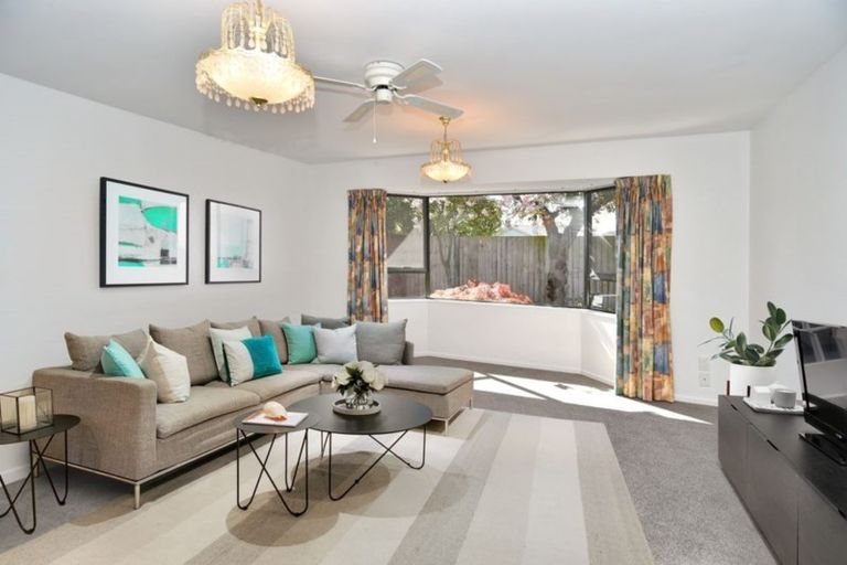 Photo of property in 10 Mclean Place, Woodend, 7610