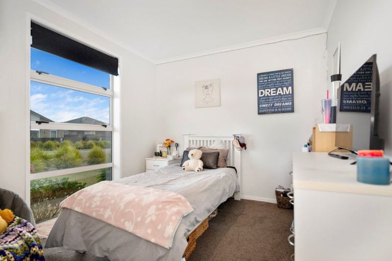 Photo of property in 96 Sentinel Avenue, Omokoroa, 3114