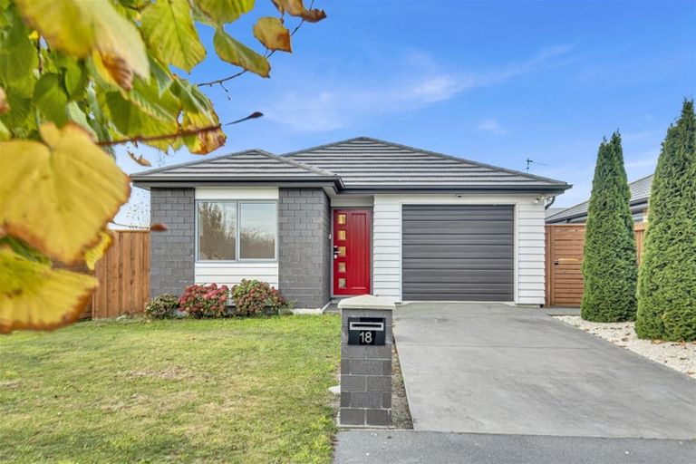 Photo of property in 18 Meyer Crescent, Halswell, Christchurch, 8025