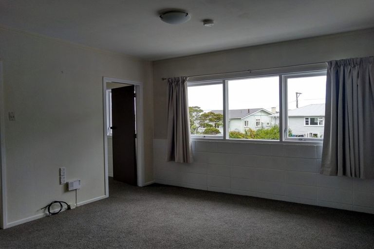 Photo of property in 2/6 Whaui Street, Vogeltown, Wellington, 6021