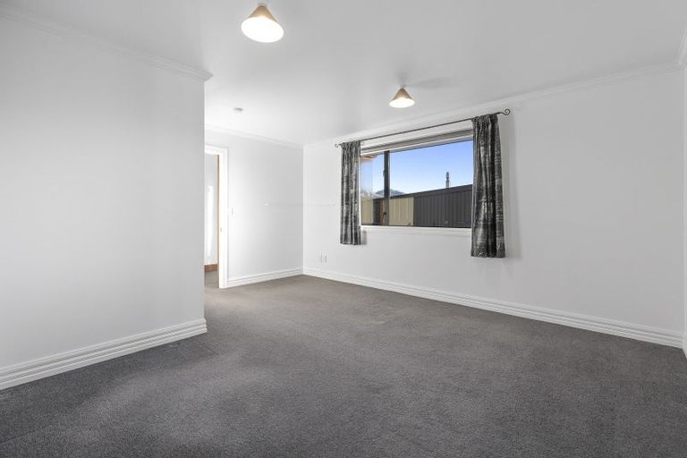 Photo of property in 49 Totara Terrace, Wanaka, 9305