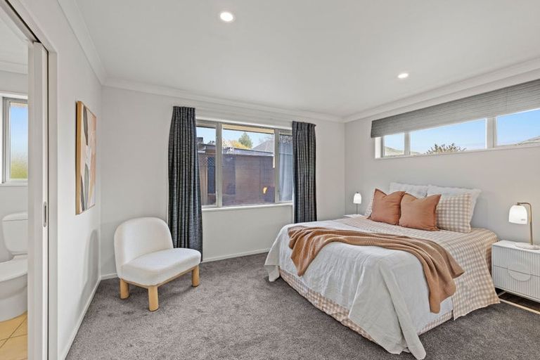 Photo of property in 15a Westburn Terrace, Burnside, Christchurch, 8041