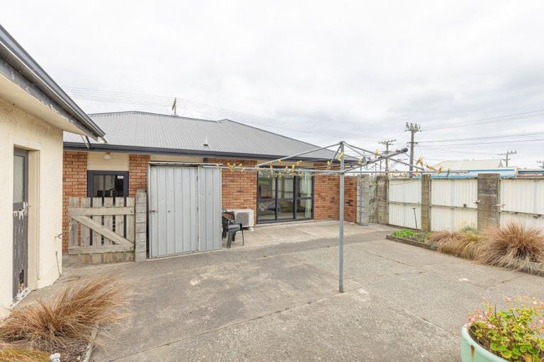 Photo of property in 2 Mosston Road, Castlecliff, Whanganui, 4501
