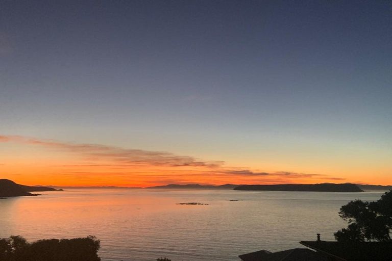 Photo of property in 58 Motuhara Road, Plimmerton, Porirua, 5026