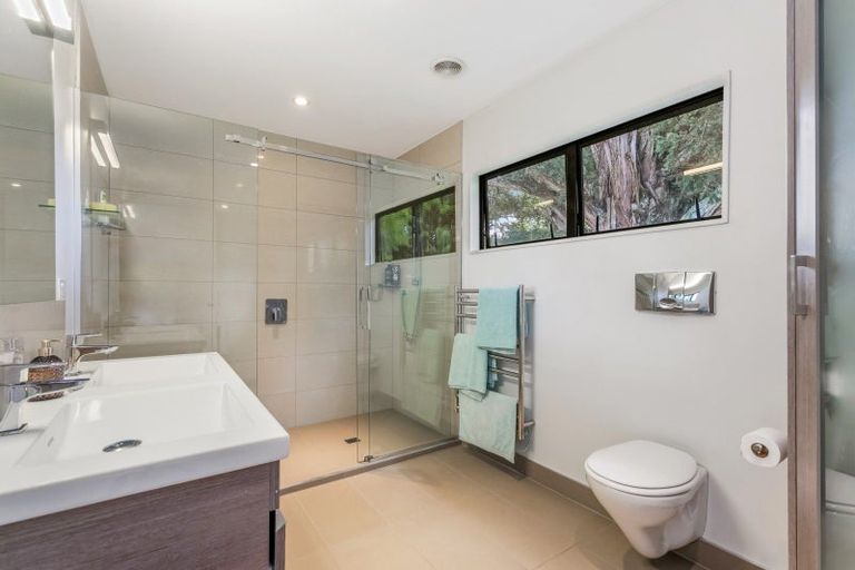 Photo of property in 89 Burnside Road, Ardmore, Papakura, 2582