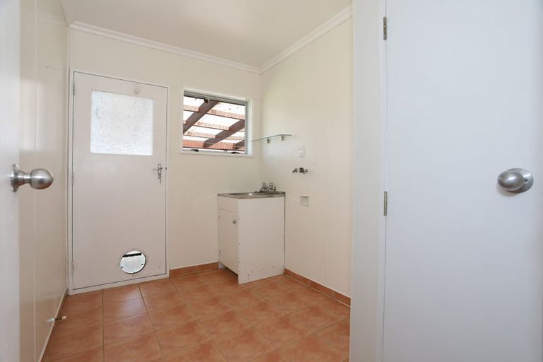 Photo of property in 3 Edward Street, Bulls, 4818