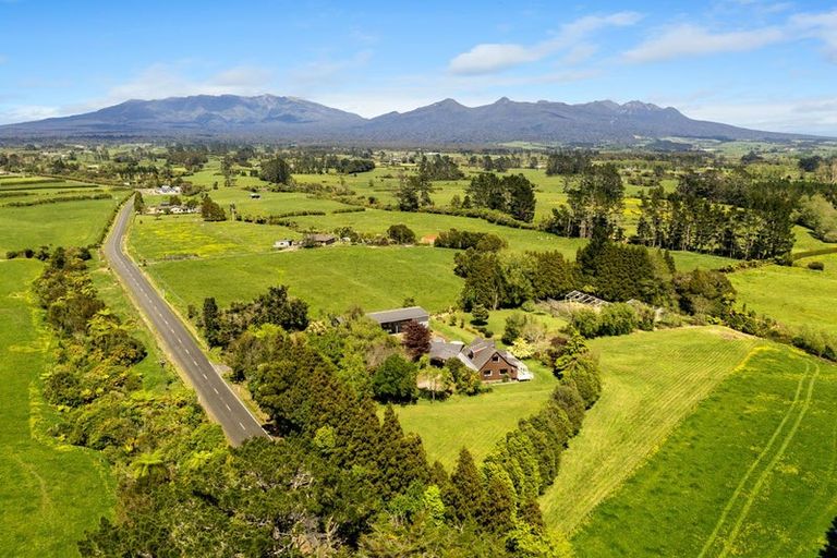 Photo of property in 1706 Egmont Road, Kaimiro, Inglewood, 4386