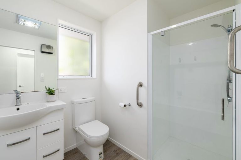 Photo of property in 30 Woodgrove Avenue, North New Brighton, Christchurch, 8083