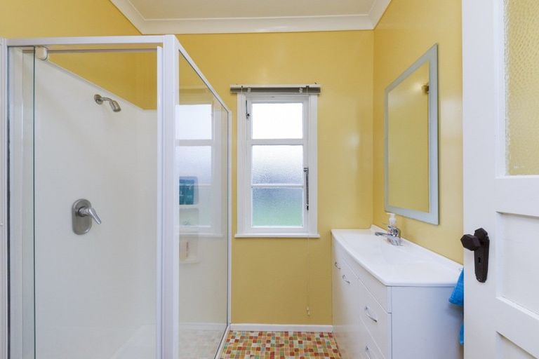 Photo of property in 6 Manuka Street, Hokowhitu, Palmerston North, 4410