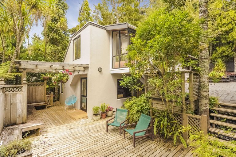 Photo of property in 66 Shetland Street, Glen Eden, Auckland, 0602