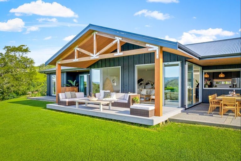 Photo of property in 113 Takatu Road, Tawharanui Peninsula, Warkworth, 0986